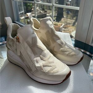 Michael Kors Willis Logo Cream Knit Slip-On Wedge Sneakers with Gold Zip